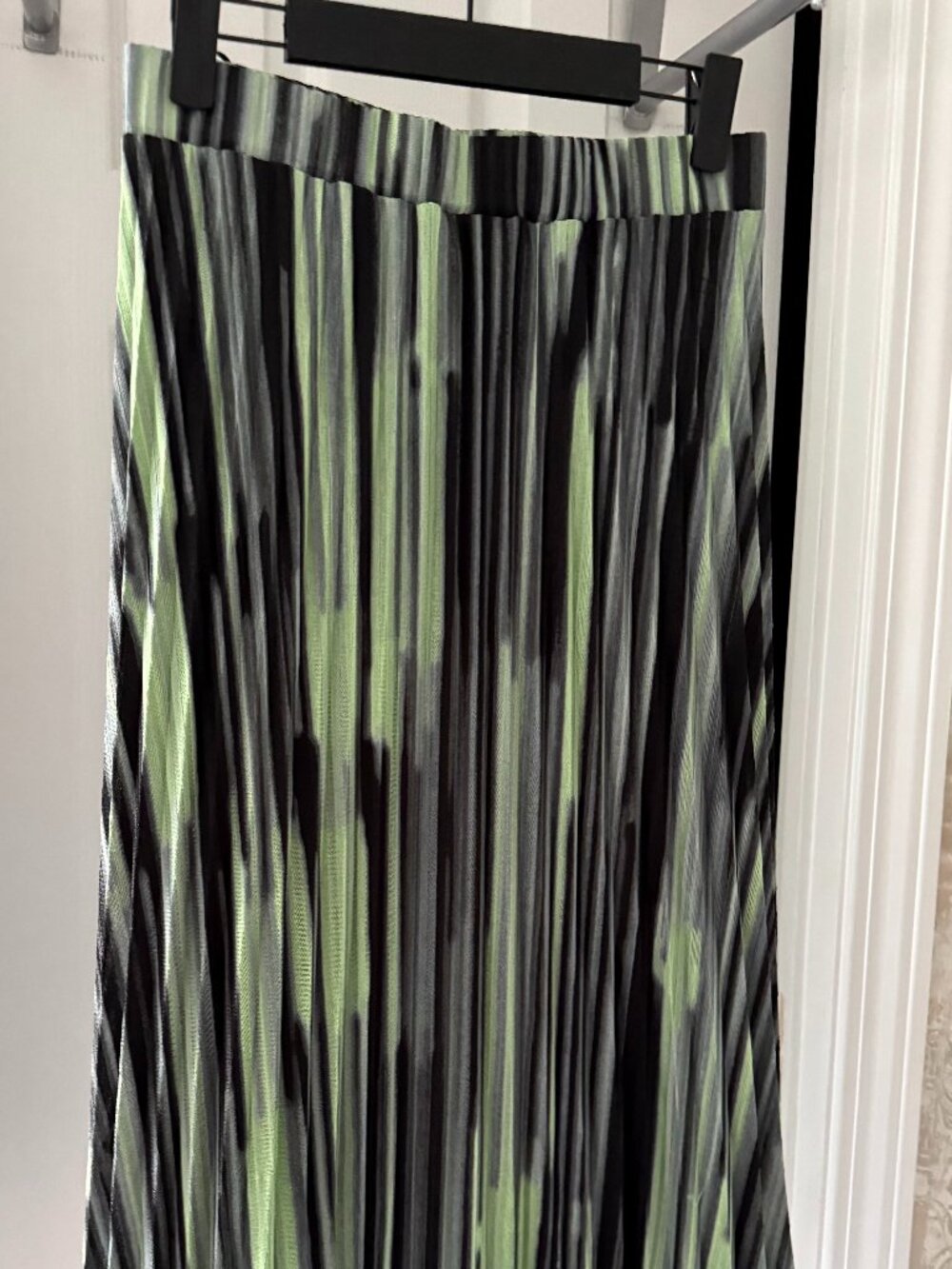 DKNY Pleated Midi Skirt - XL - Picture 1 of 4